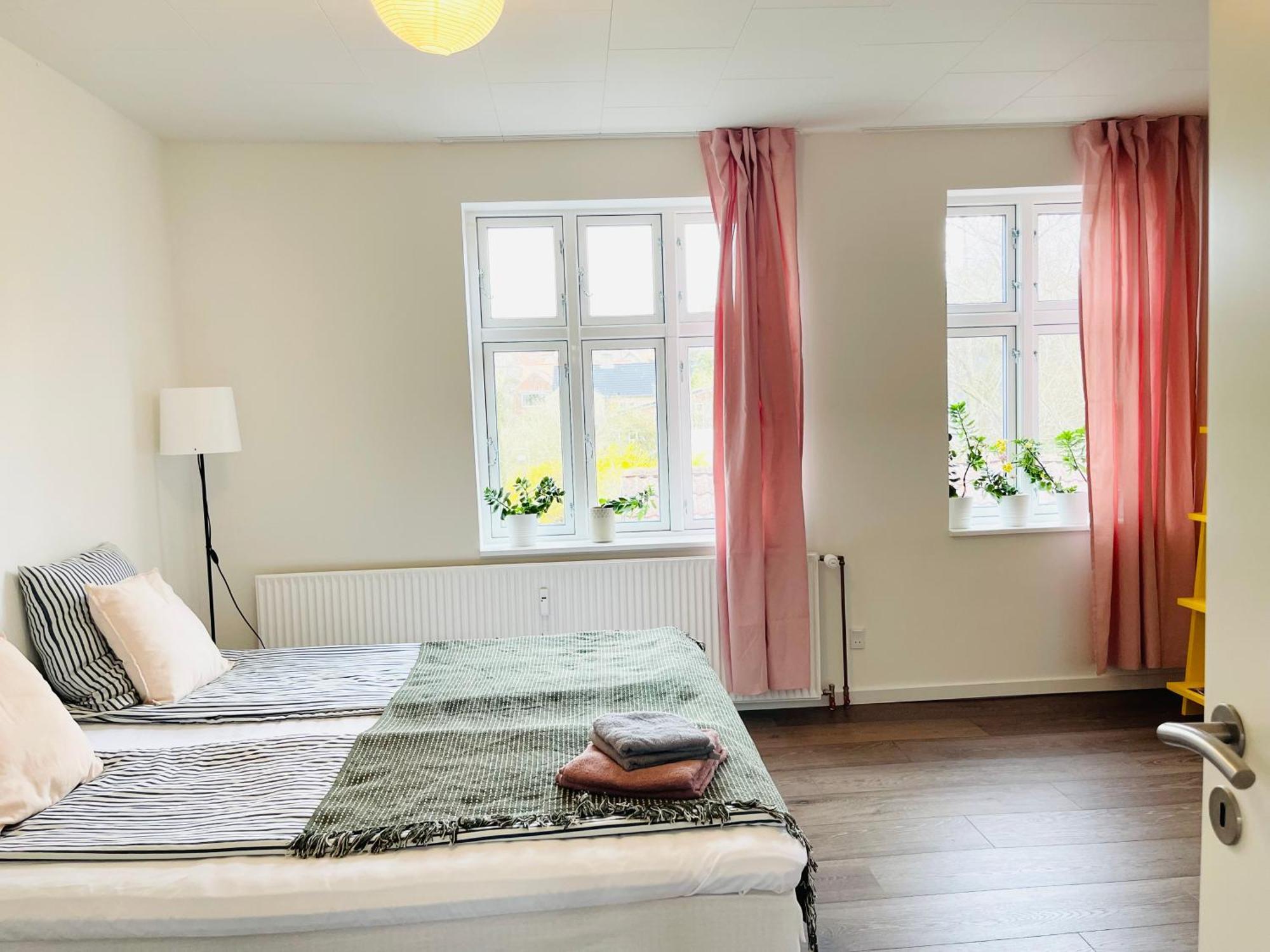 Scandinavian Apartment Hotel - Lunden 1 - Central 3 Bedroom Apartment On Two Floors Horsens Exterior foto